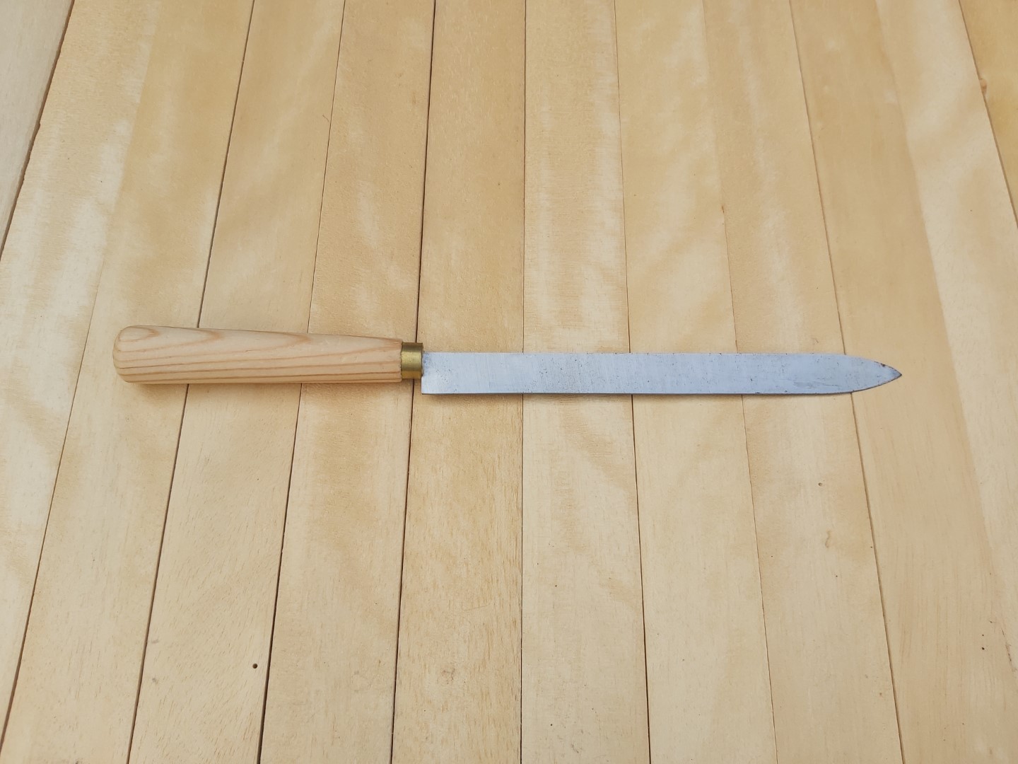 Wooden Handled Knife (long blade) - The Clay Cellar